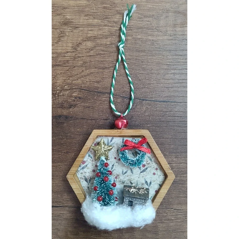 Handmade Primitive Christmas Ornament Tree Cabin Winter House Star Wreath O5